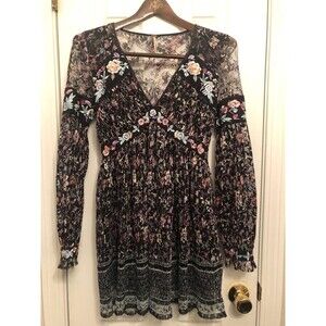 FREE PEOPLE sz 6 Baby Doll Mini Dress Black Pink Blue Floral Lace Print side zip